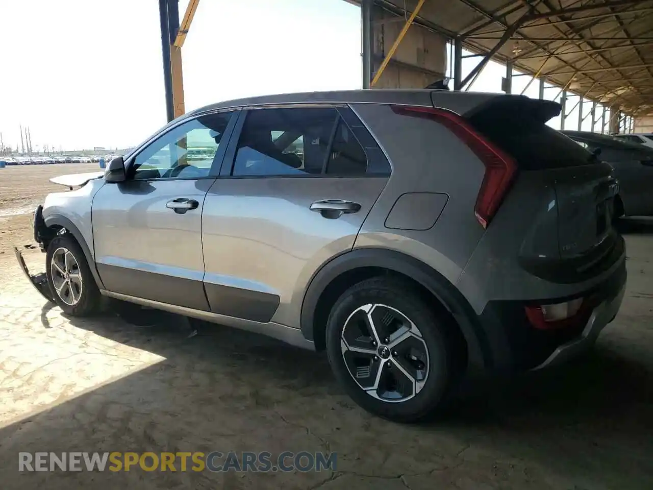 2 Photograph of a damaged car KNDCP3LE2P5081954 KIA NIRO 2023