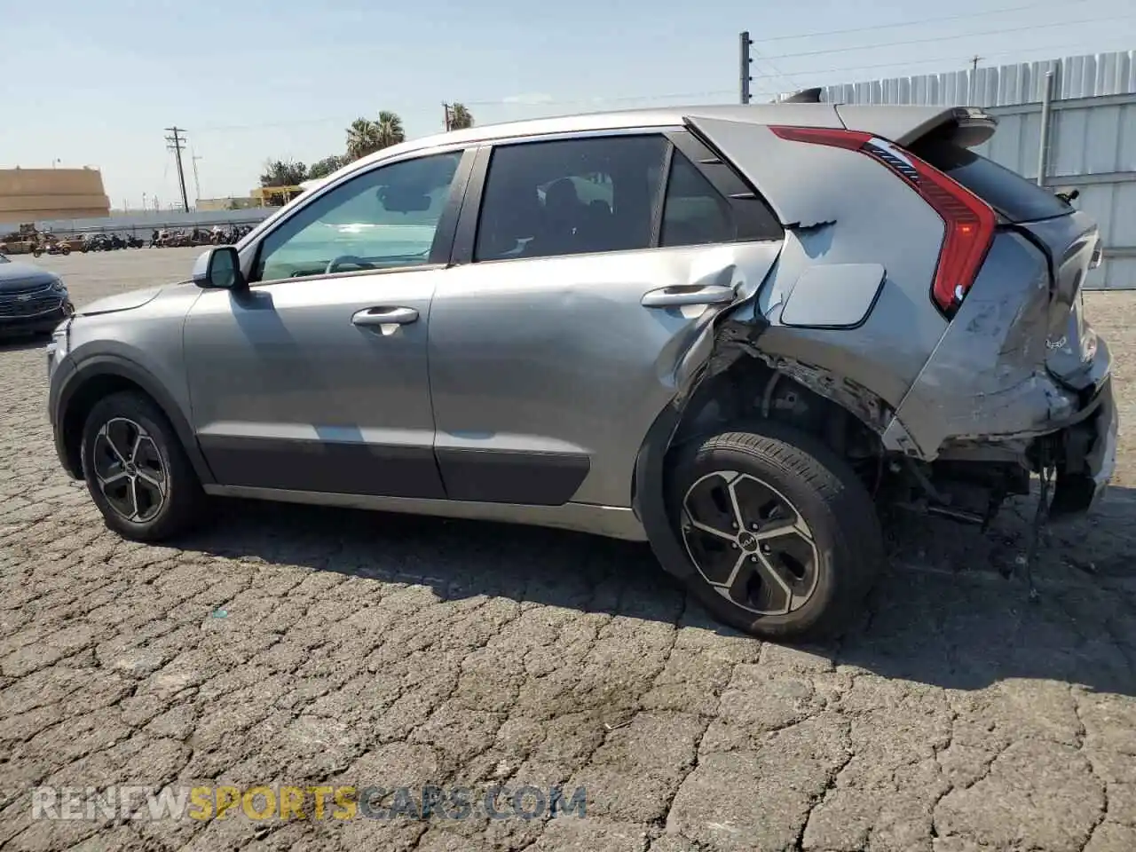 2 Photograph of a damaged car KNDCP3LE3P5081932 KIA NIRO 2023