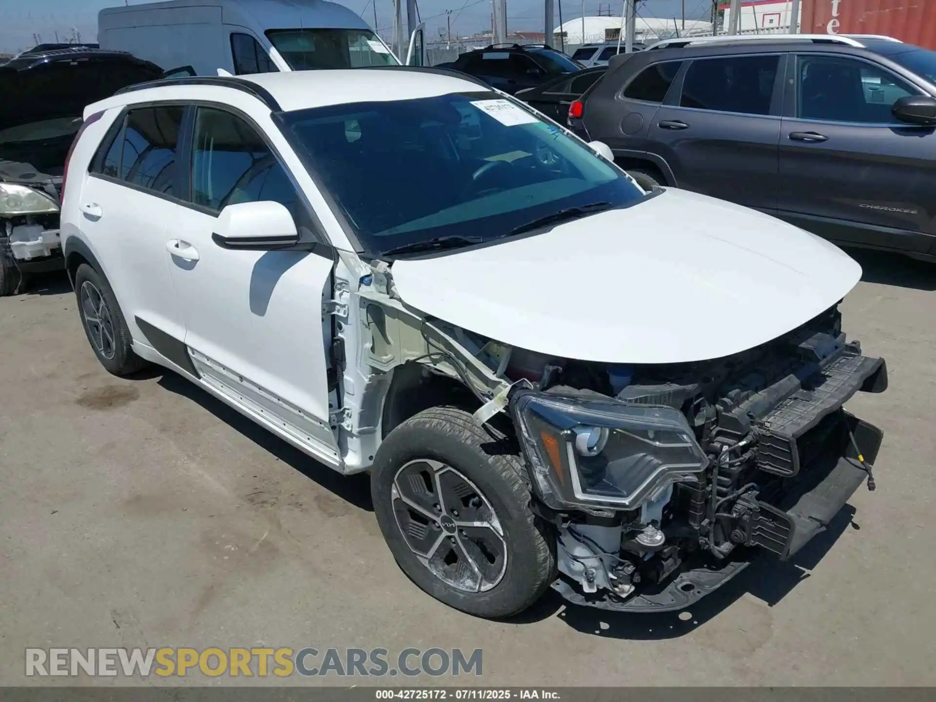 1 Photograph of a damaged car KNDCP3LE3P5088007 KIA NIRO 2023