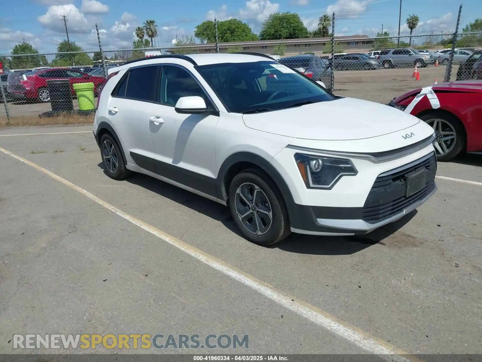 1 Photograph of a damaged car KNDCP3LE4P5101606 KIA NIRO 2023