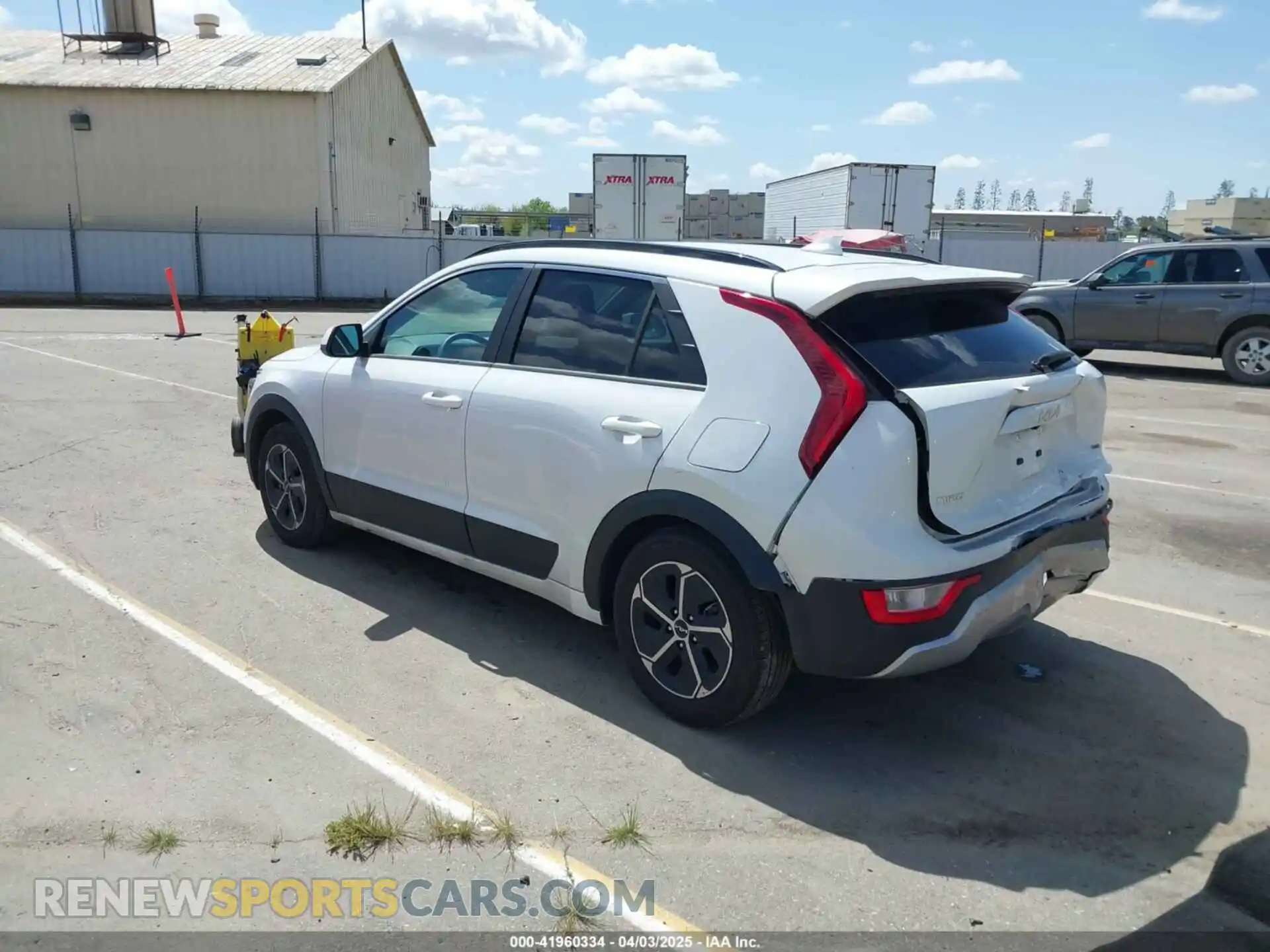 3 Photograph of a damaged car KNDCP3LE4P5101606 KIA NIRO 2023