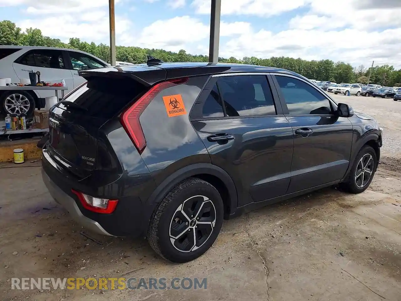 3 Photograph of a damaged car KNDCP3LE5P5116583 KIA NIRO 2023