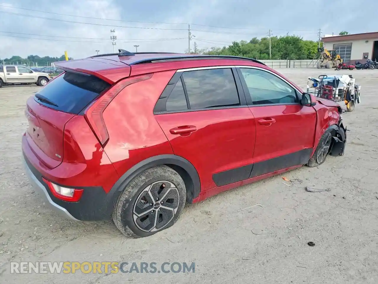 3 fotografías del automóvil dañado KNDCP3LE6P5087689 KIA NIRO 2023