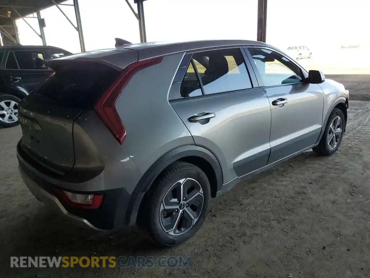 3 Фотография поврежденного автомобиля KNDCP3LE9P5070028 KIA NIRO 2023