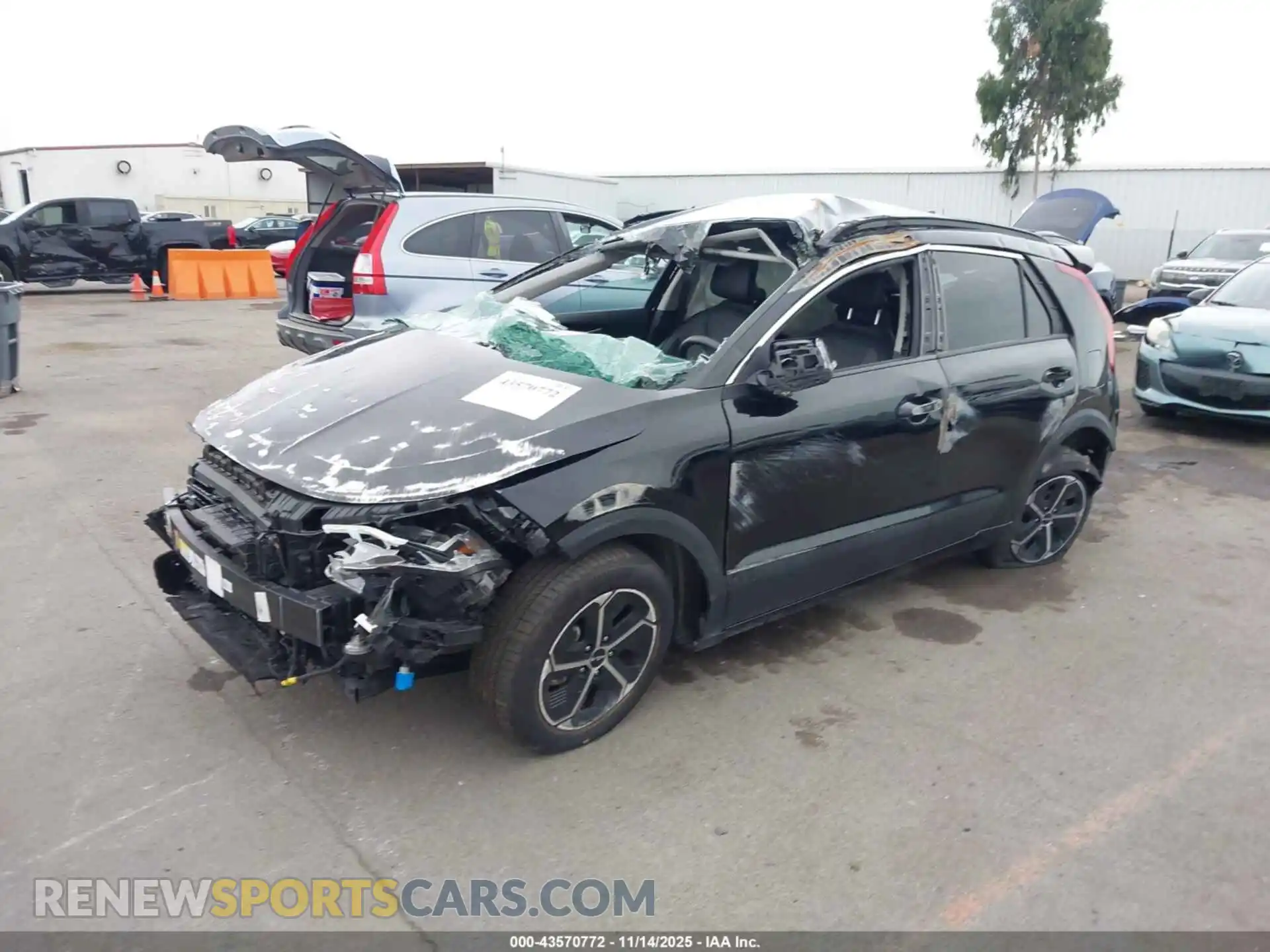 2 Photograph of a damaged car KNDCR3LE0P5086676 KIA NIRO 2023