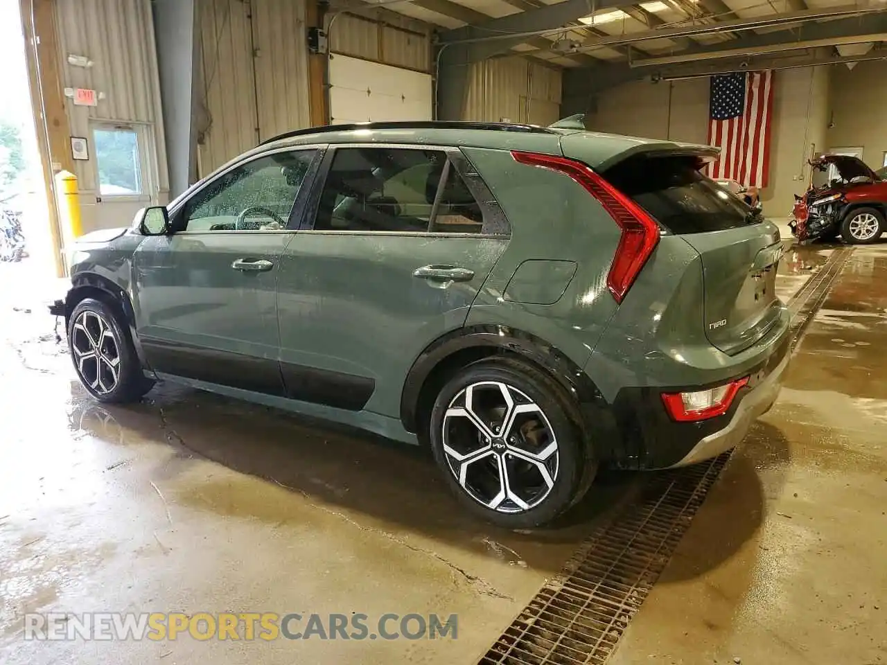 2 fotografías del automóvil dañado KNDCR3LE1P5060071 KIA NIRO 2023