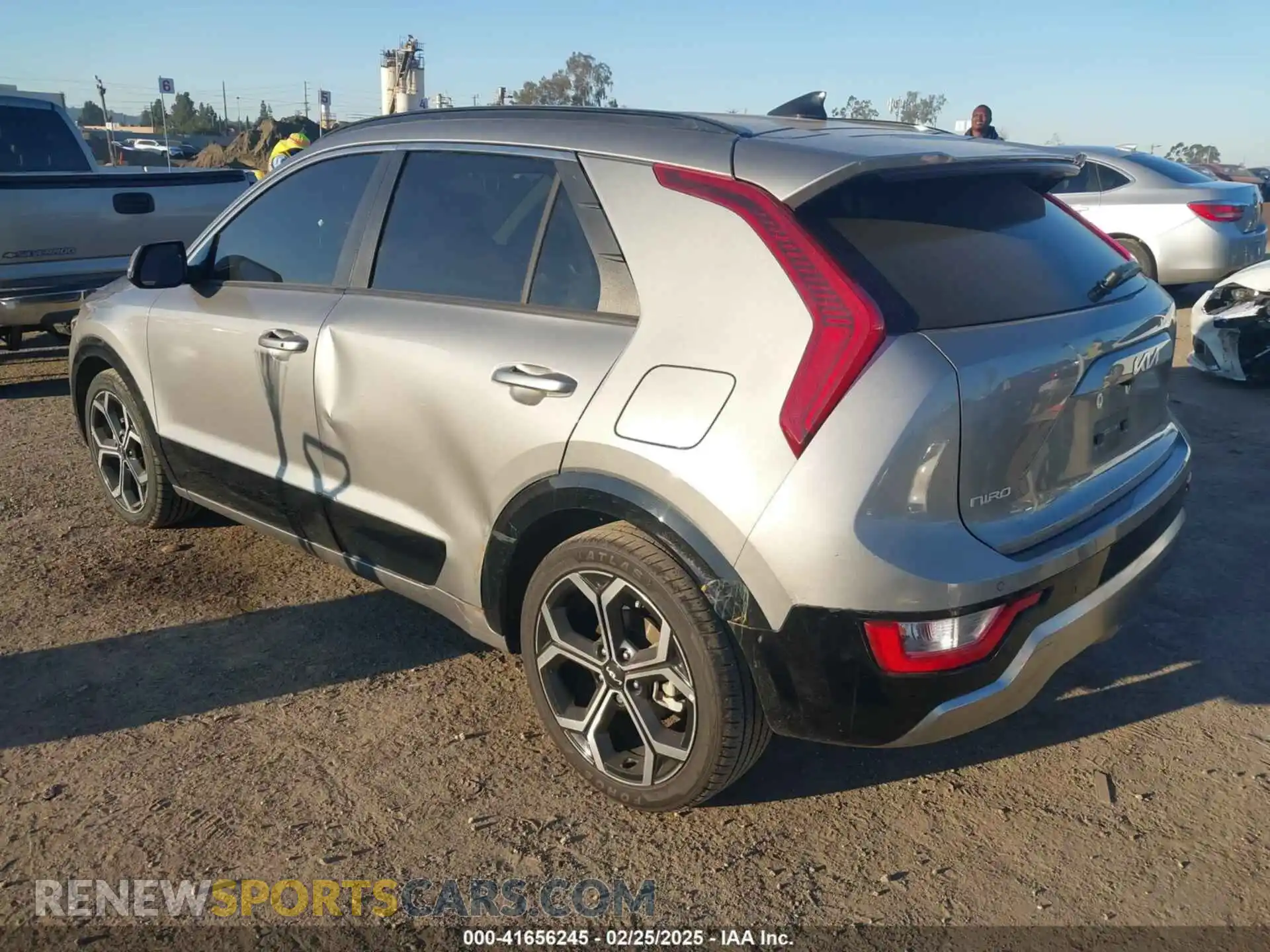 3 Photograph of a damaged car KNDCR3LE3P5093377 KIA NIRO 2023