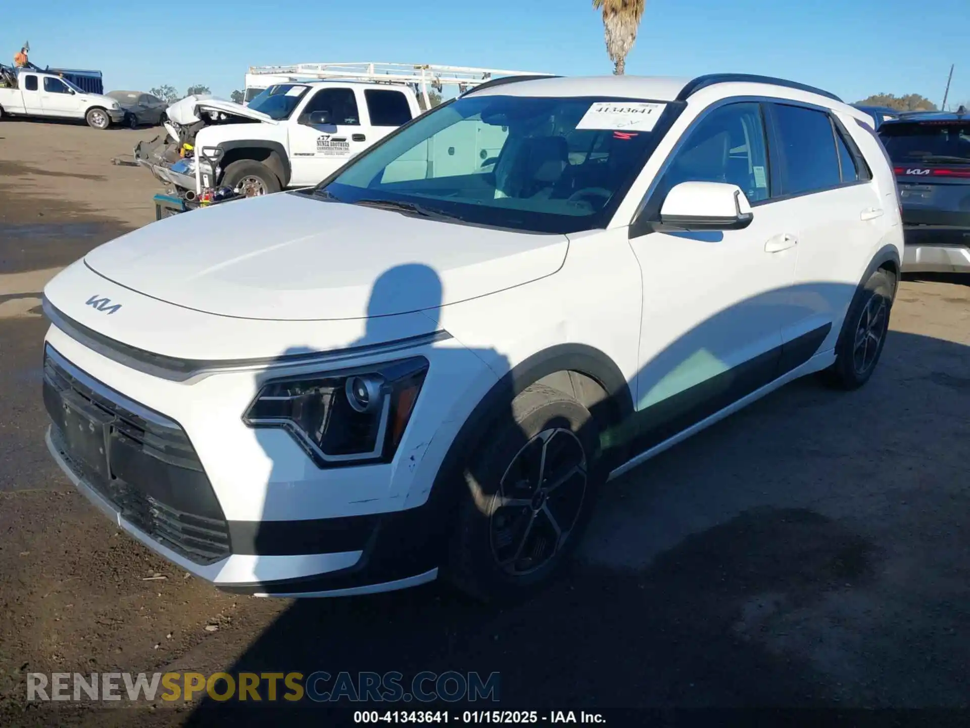 2 Photograph of a damaged car KNDCR3LE4P5075812 KIA NIRO 2023