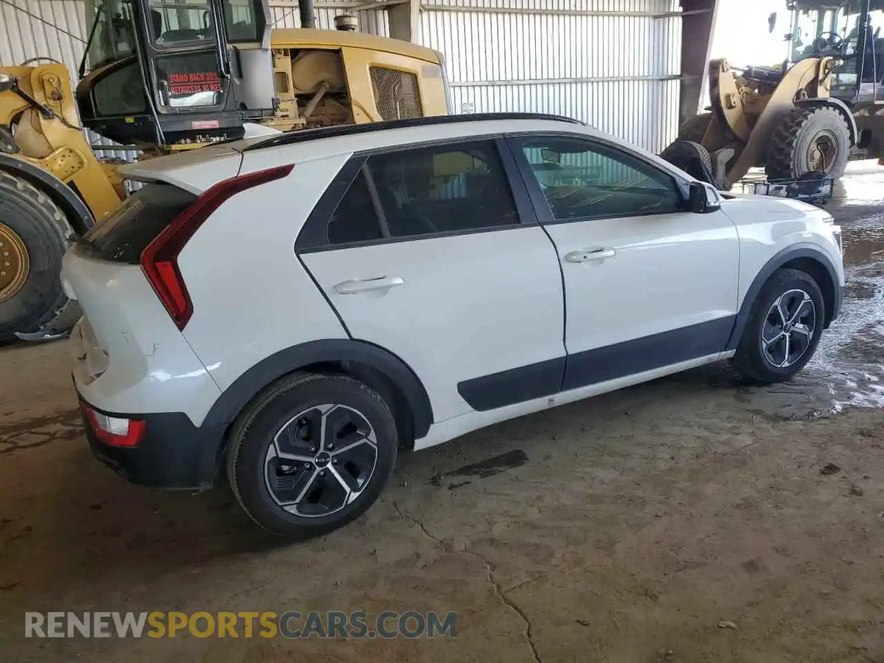 3 Photograph of a damaged car KNDCR3LEXP5046699 KIA NIRO 2023