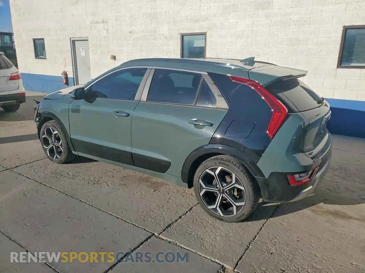 2 Фотография поврежденного автомобиля KNDCT3LE2P5110347 KIA NIRO 2023