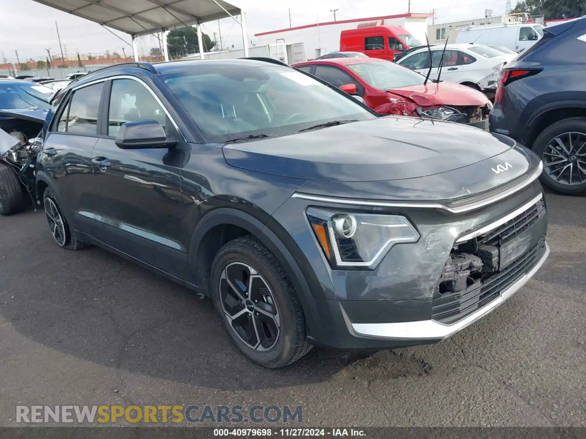 1 Photograph of a damaged car KNDCP3LE4R5121941 KIA NIRO 2024