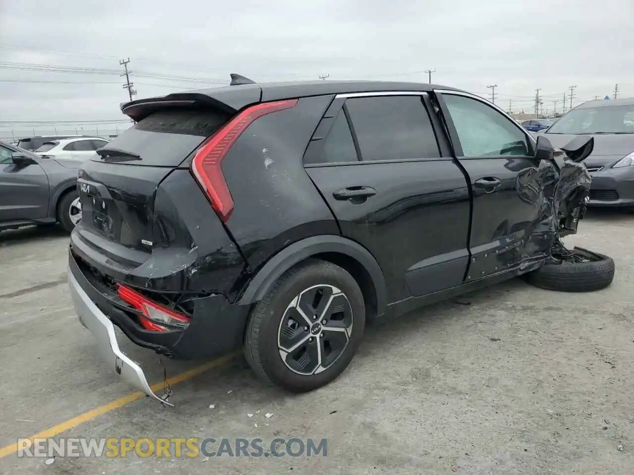 3 Photograph of a damaged car KNDCP3LE4R5188460 KIA NIRO 2024