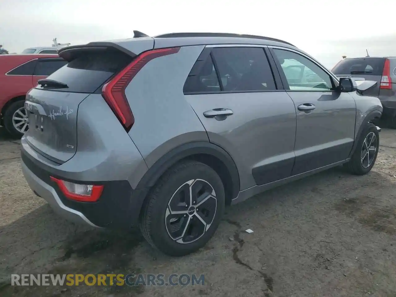 3 Photograph of a damaged car KNDCP3LE5R5155631 KIA NIRO 2024