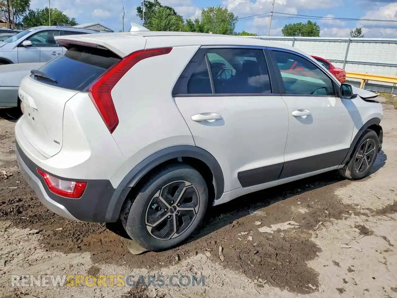 3 Фотография поврежденного автомобиля KNDCP3LE6R5164936 KIA NIRO 2024