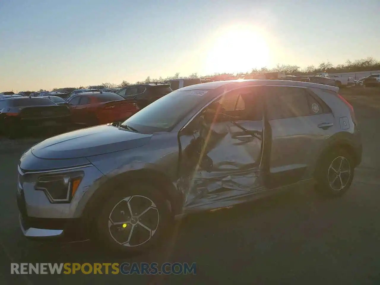 1 Photograph of a damaged car KNDCP3LE8R5121148 KIA NIRO 2024