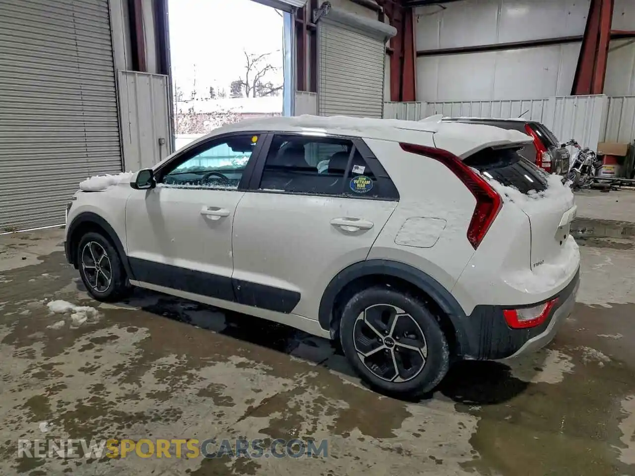 2 Photograph of a damaged car KNDCP3LE8R5129203 KIA NIRO 2024