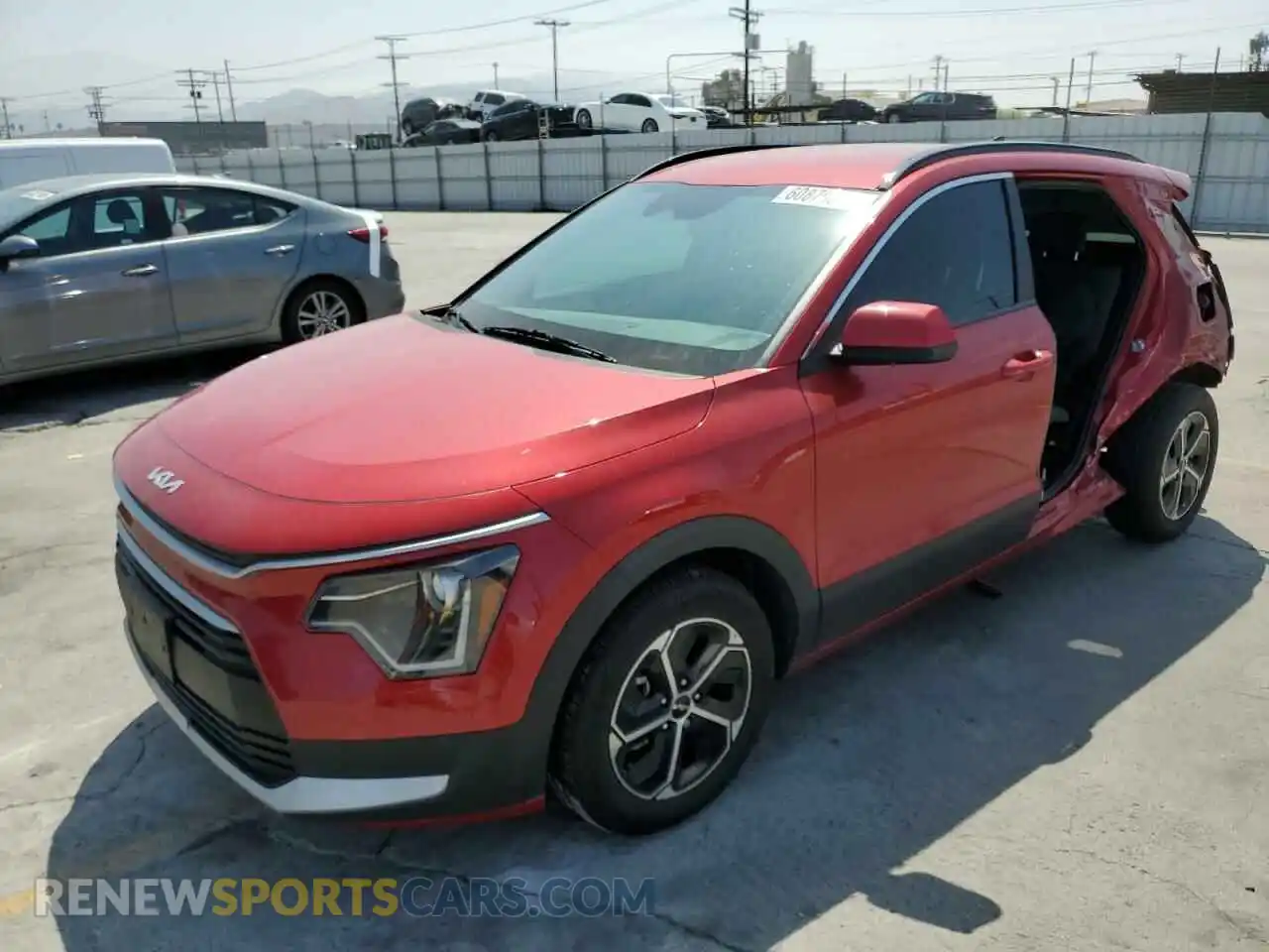 1 Photograph of a damaged car KNDCP3LE9R5131722 KIA NIRO 2024