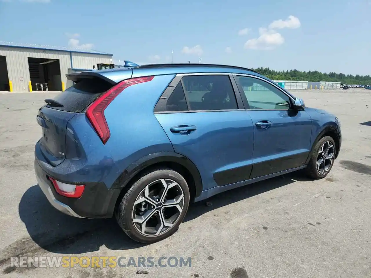 3 Photograph of a damaged car KNDCR3LE2R5152261 KIA NIRO 2024