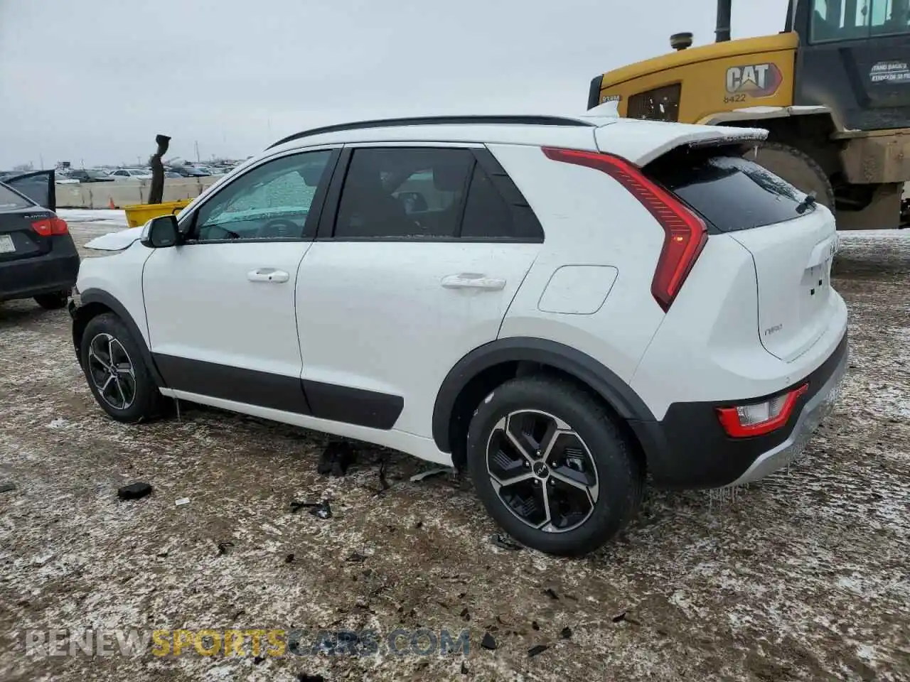2 Photograph of a damaged car KNDCR3LE3R5124792 KIA NIRO 2024