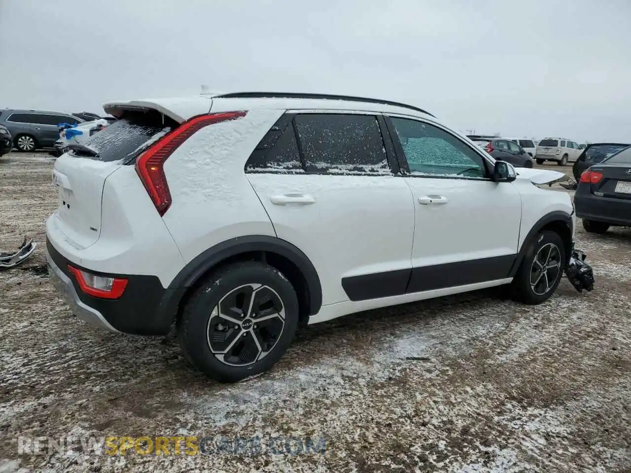 3 Photograph of a damaged car KNDCR3LE3R5124792 KIA NIRO 2024