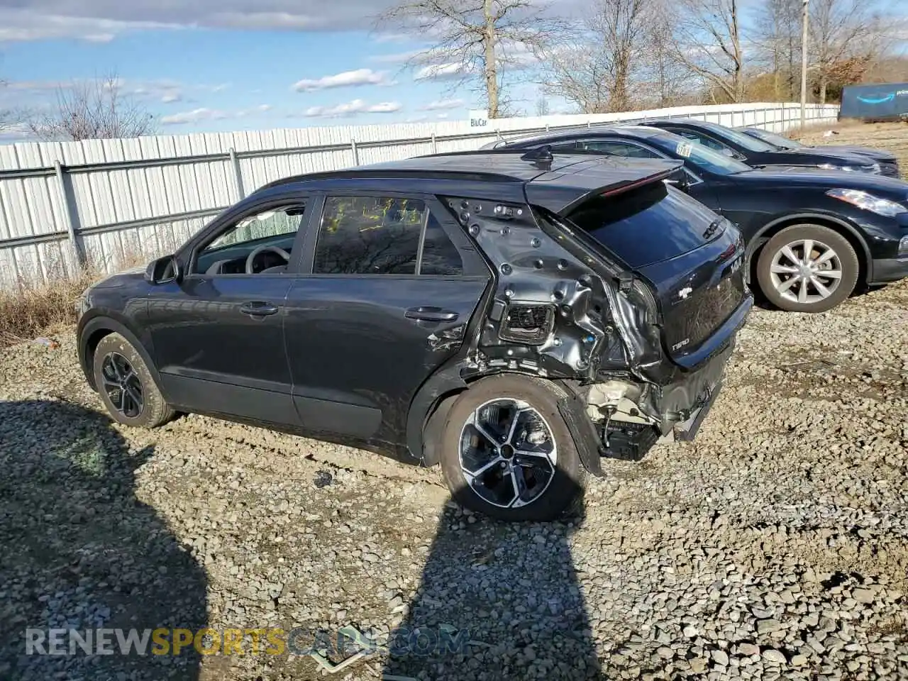 2 Photograph of a damaged car KNDCP3LE3S5215136 KIA NIRO 2025