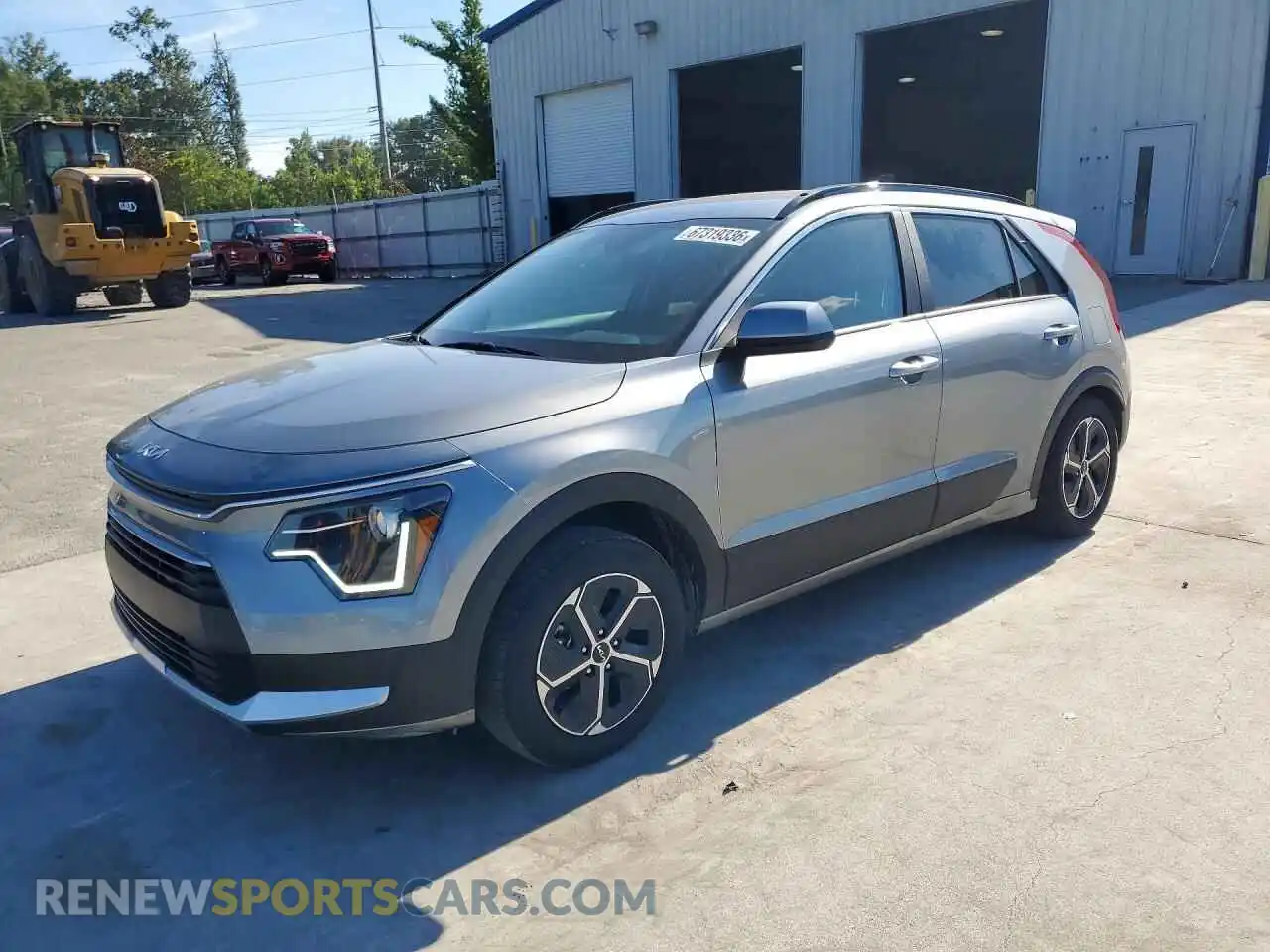 1 Photograph of a damaged car KNDCP3LE5S5246405 KIA NIRO 2025