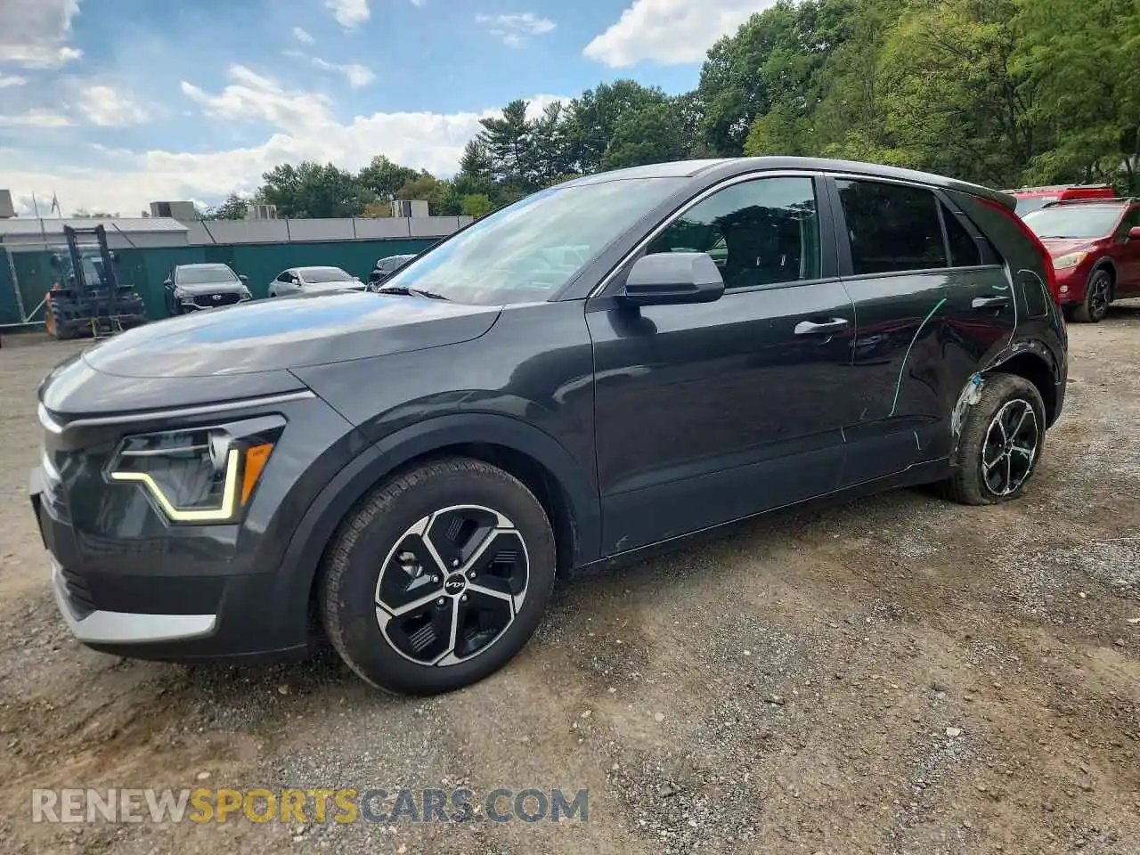 1 Photograph of a damaged car KNDCP3LE0T5329130 KIA NIRO 2026