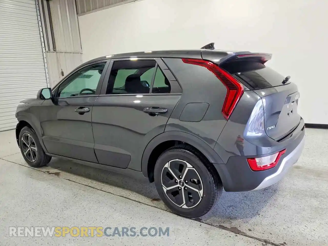 2 Photograph of a damaged car KNDCP3LE0T5335591 KIA NIRO 2026