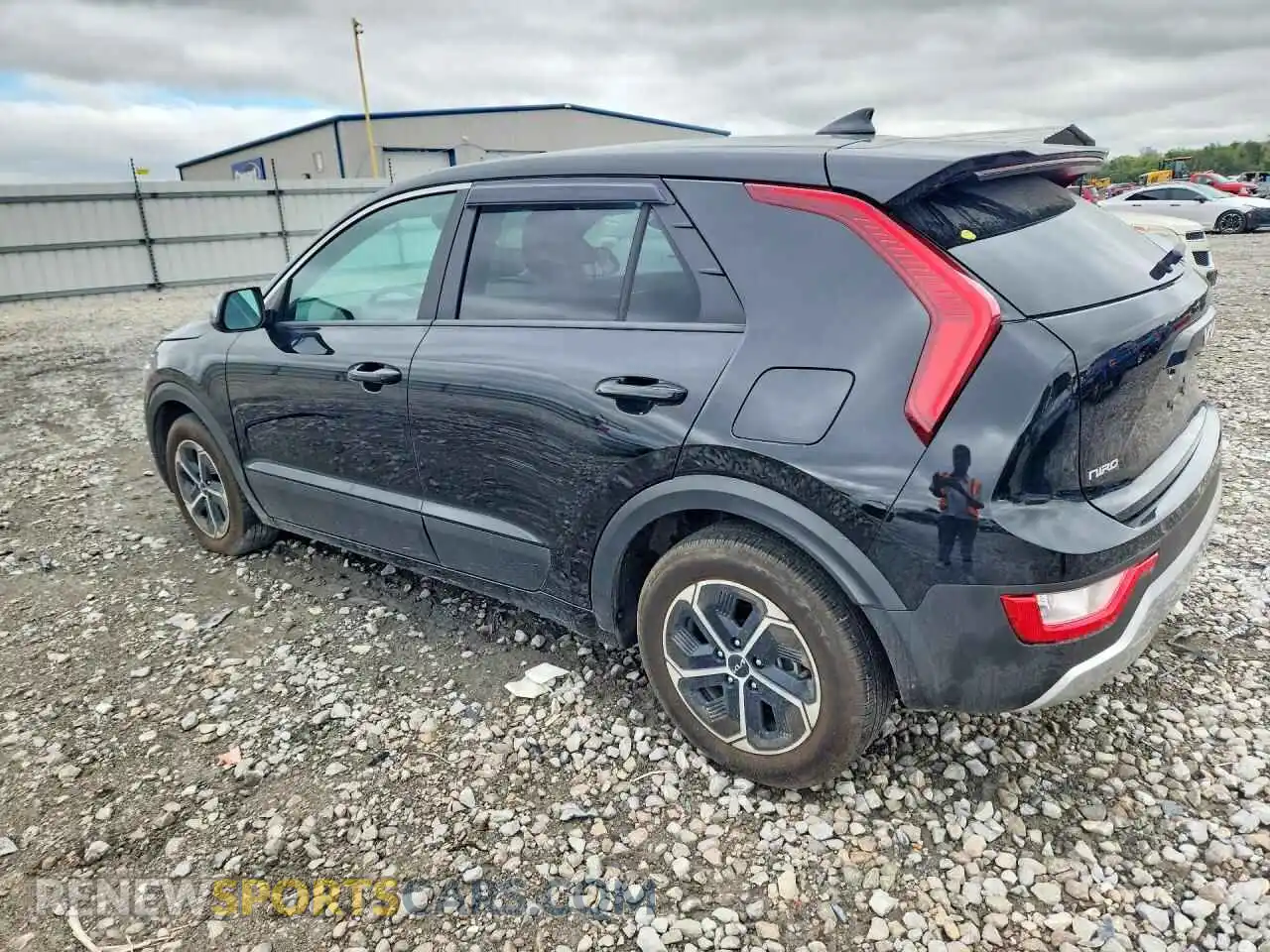 2 Photograph of a damaged car KNDCP3LE0T5348194 KIA NIRO 2026
