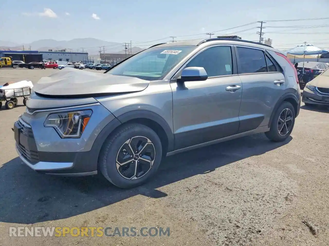 1 Photograph of a damaged car KNDCP3LE0T5350348 KIA NIRO 2026