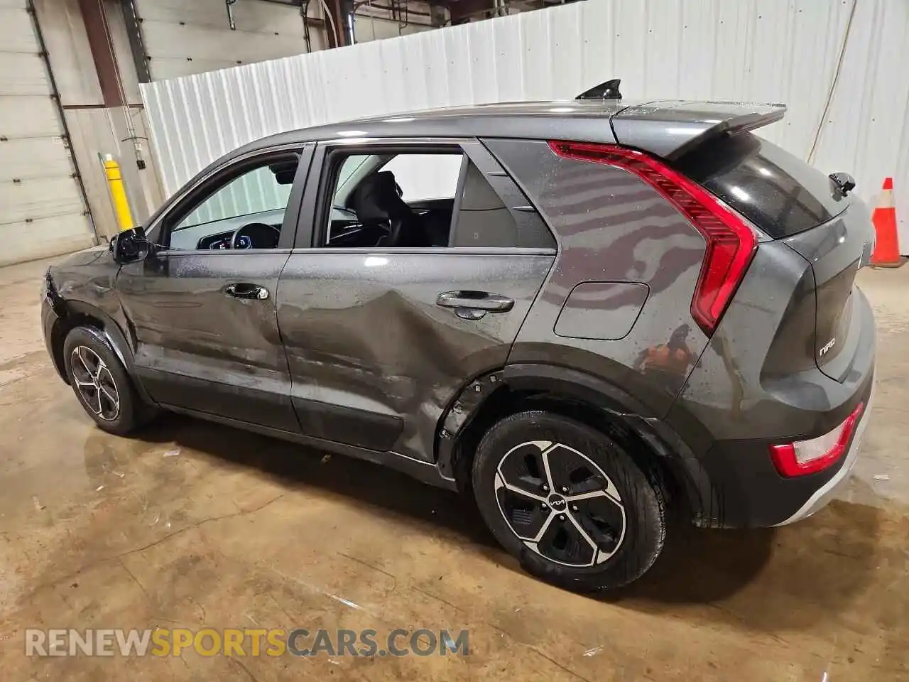 2 Photograph of a damaged car KNDCP3LE1T5324485 KIA NIRO 2026