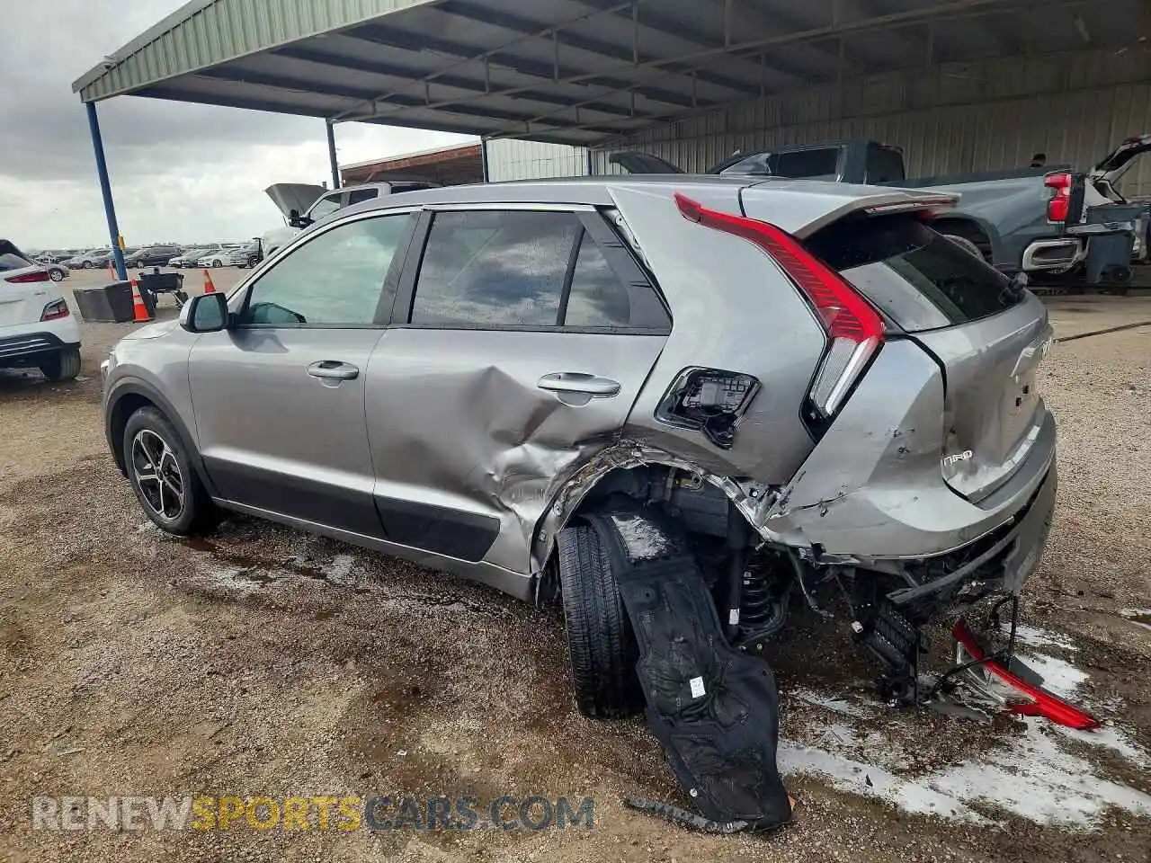 2 Фотография поврежденного автомобиля KNDCP3LE2T5361786 KIA NIRO 2026