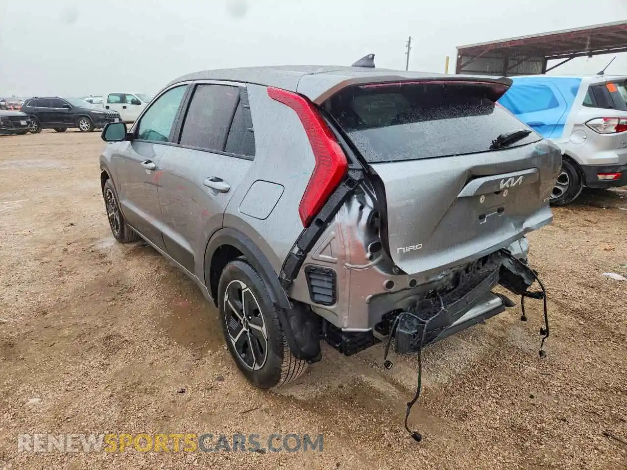 2 Фотография поврежденного автомобиля KNDCP3LE4T5361949 KIA NIRO 2026
