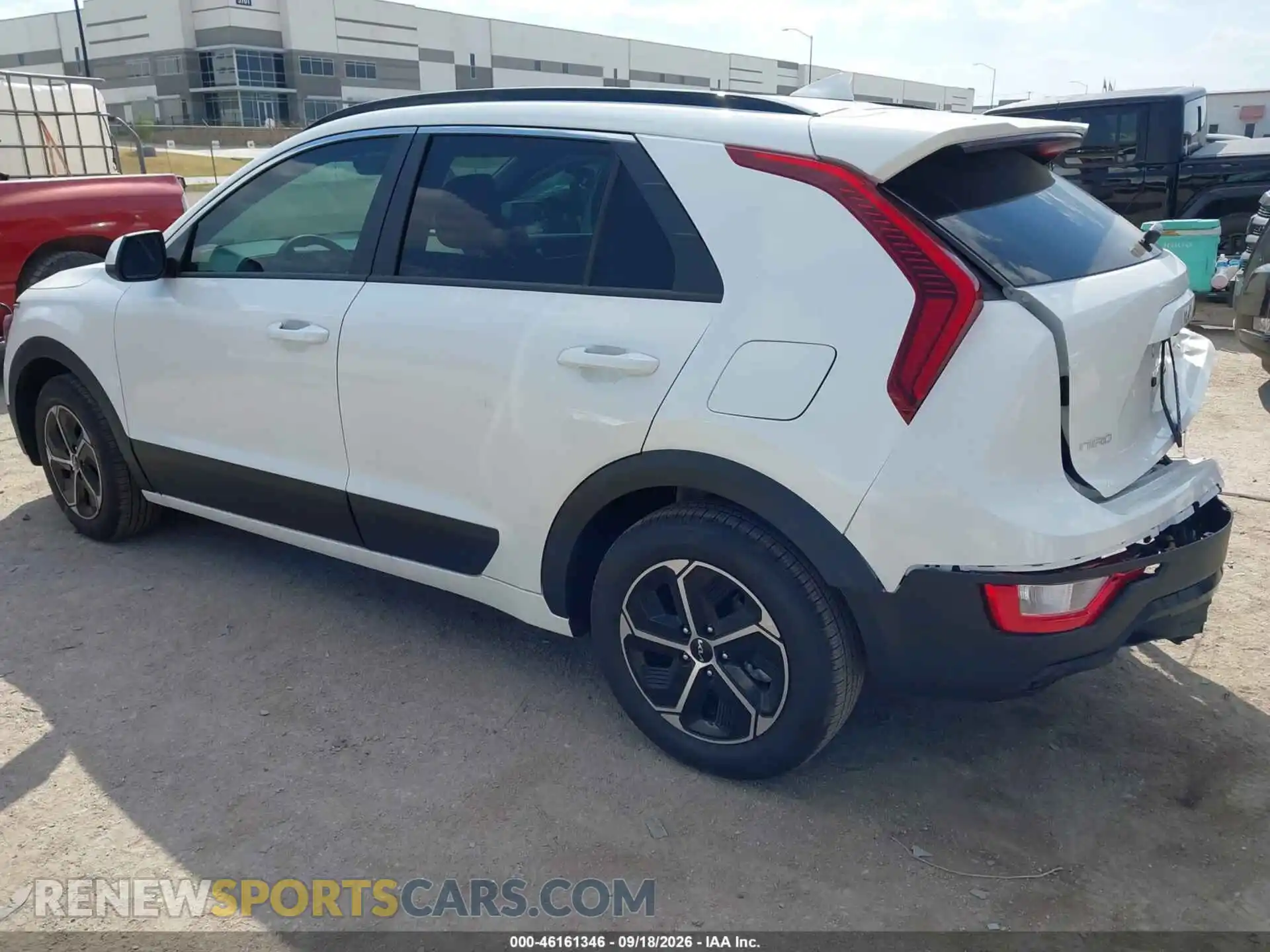 3 Photograph of a damaged car KNDCP3LE4T5367184 KIA NIRO 2026