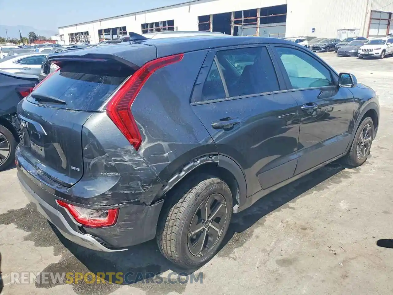 3 Photograph of a damaged car KNDCP3LE7T5318867 KIA NIRO 2026