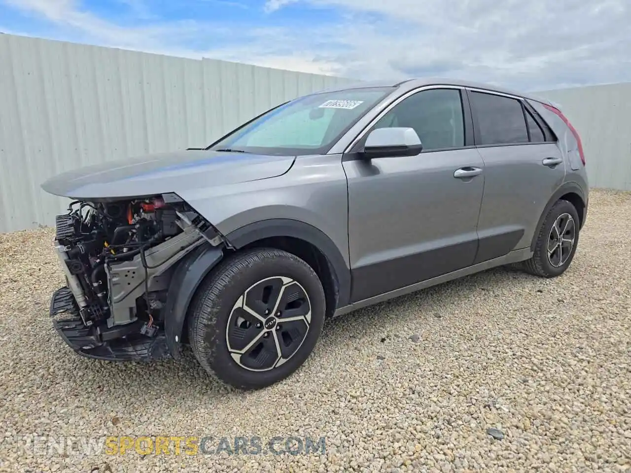 1 Фотография поврежденного автомобиля KNDCP3LE8T5336987 KIA NIRO 2026