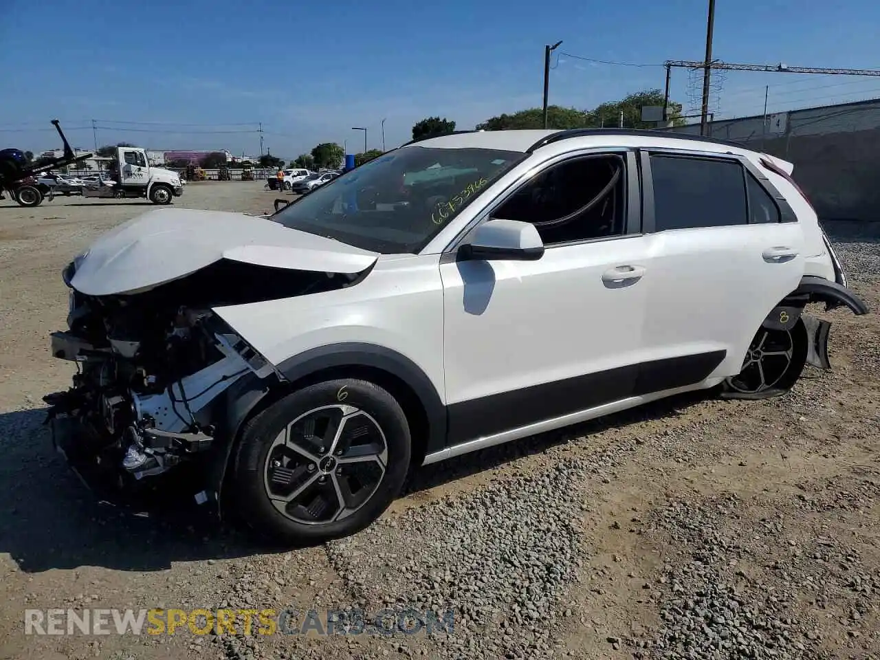 1 Photograph of a damaged car KNDCP3LE9T5378701 KIA NIRO 2026