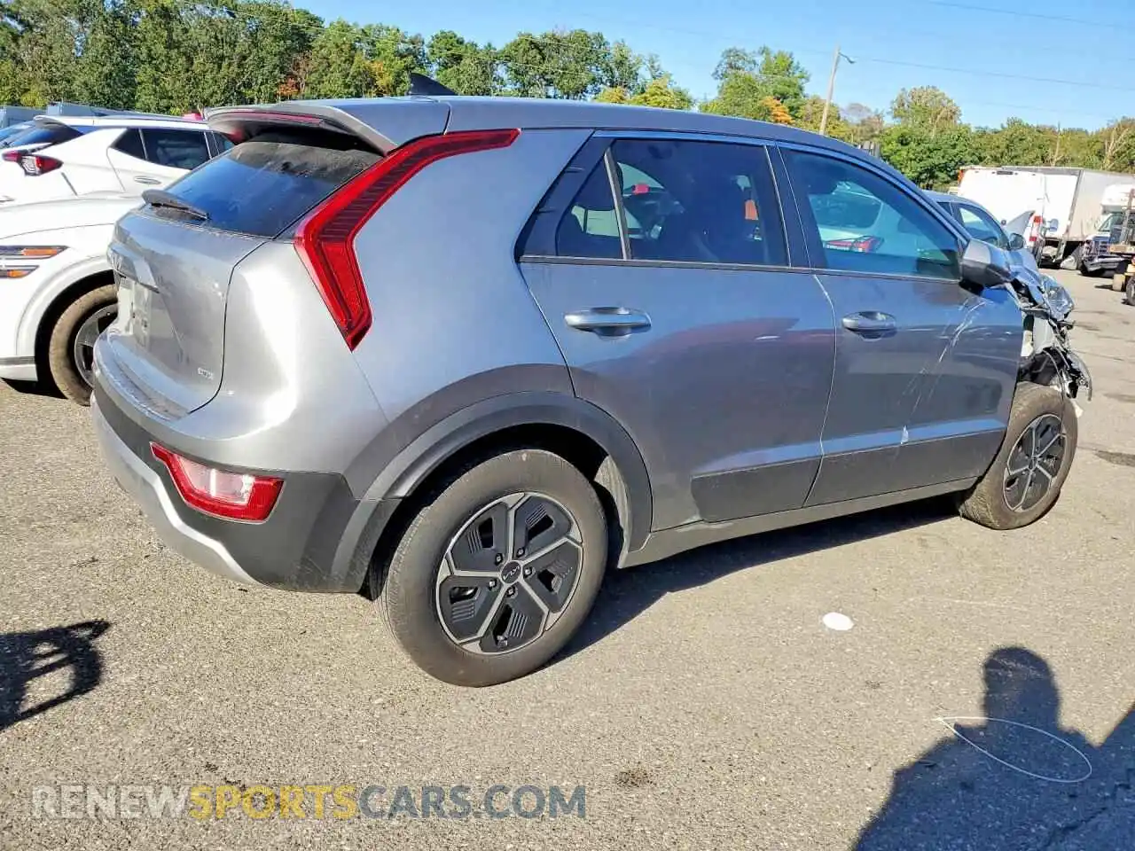3 Фотография поврежденного автомобиля KNDCP3LEXT5325926 KIA NIRO 2026