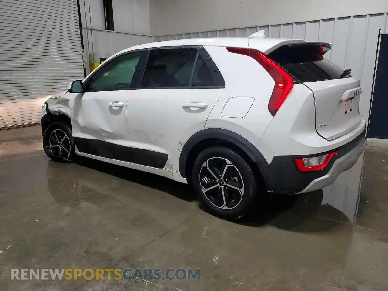 2 Photograph of a damaged car KNDCP3LEXT5340278 KIA NIRO 2026