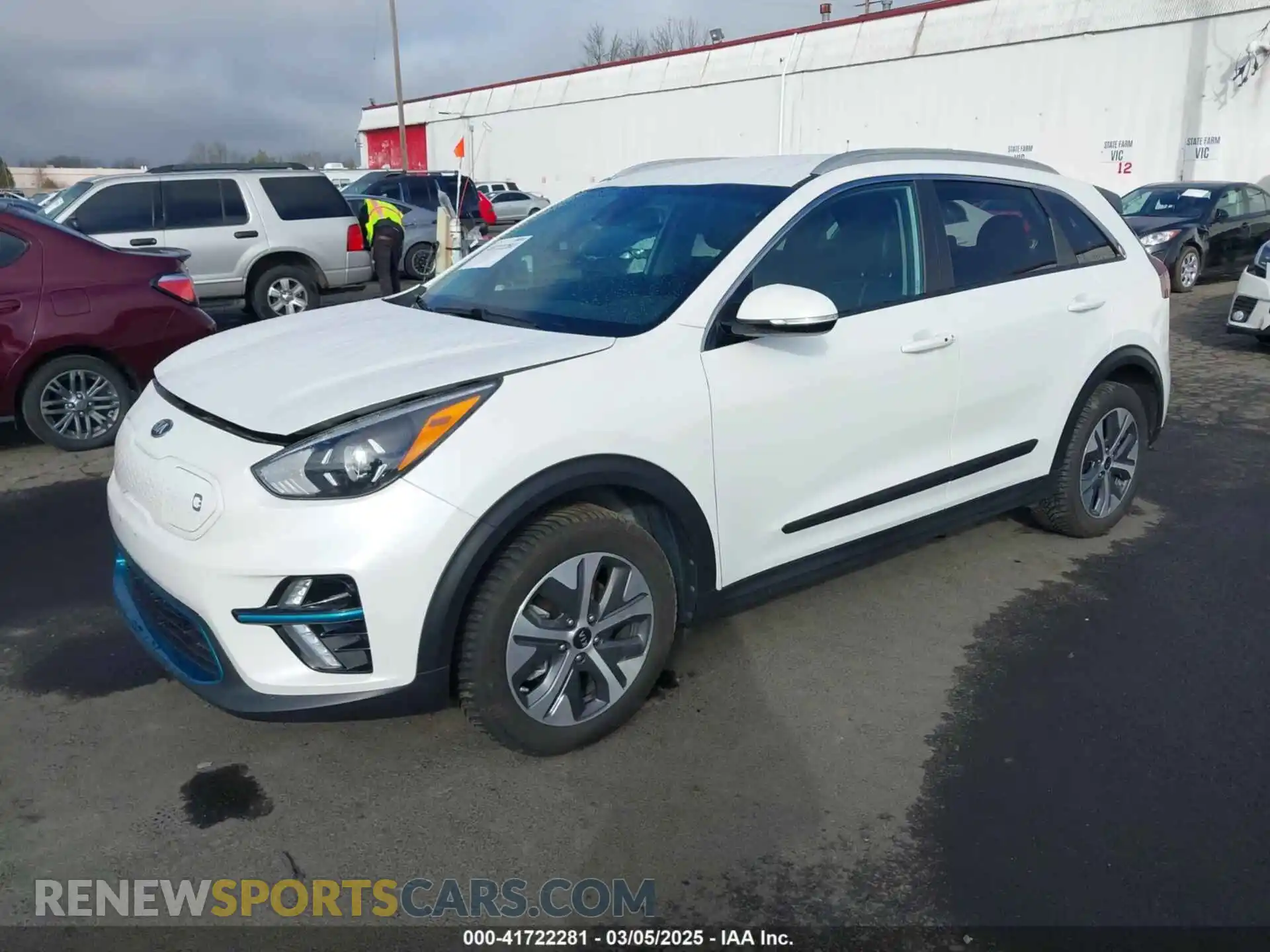 2 Photograph of a damaged car KNDCC3LG9L5055729 KIA NIRO EV 2020
