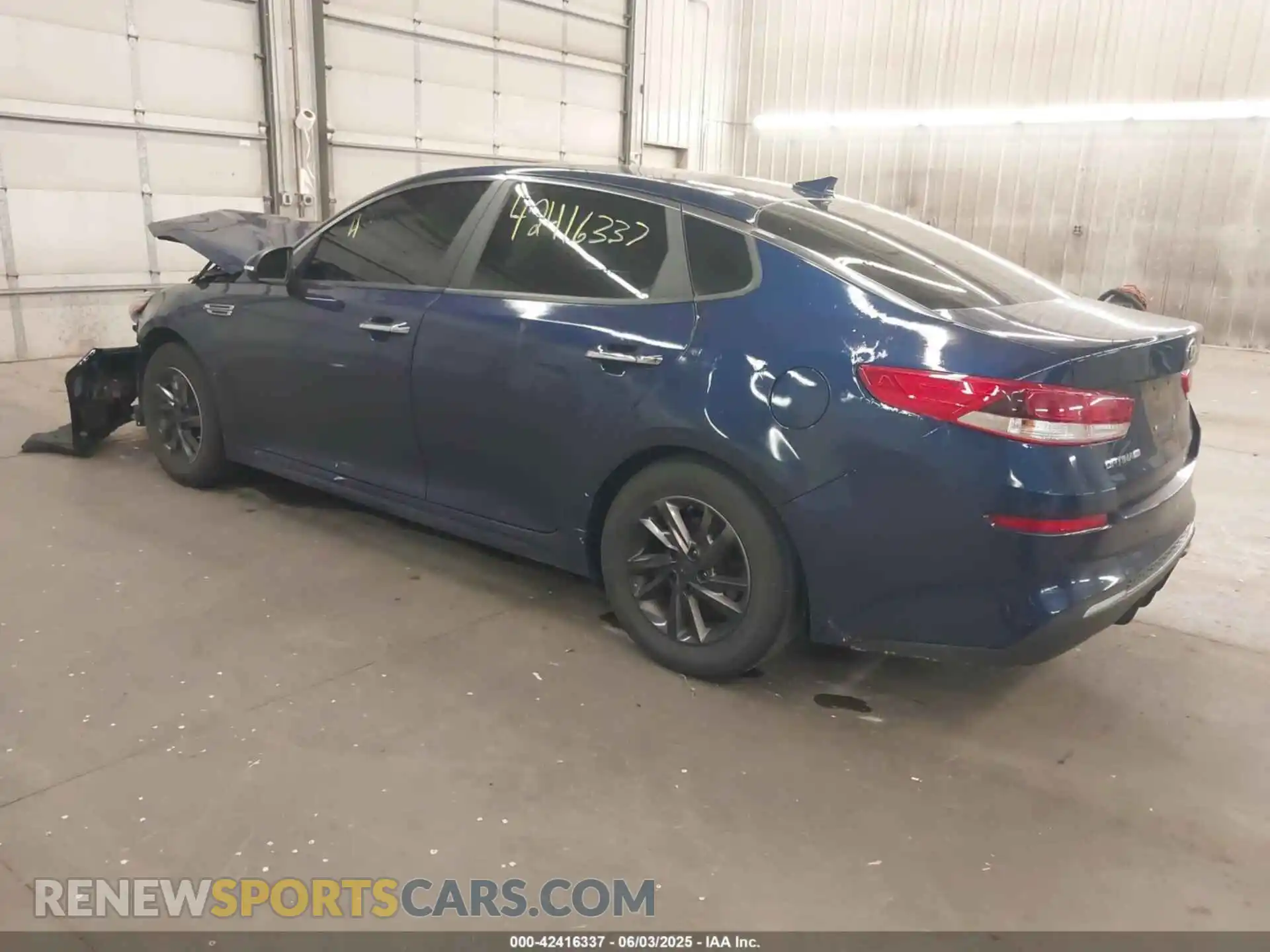 3 Photograph of a damaged car 5XXGT4L30KG364357 KIA OPTIMA 2019