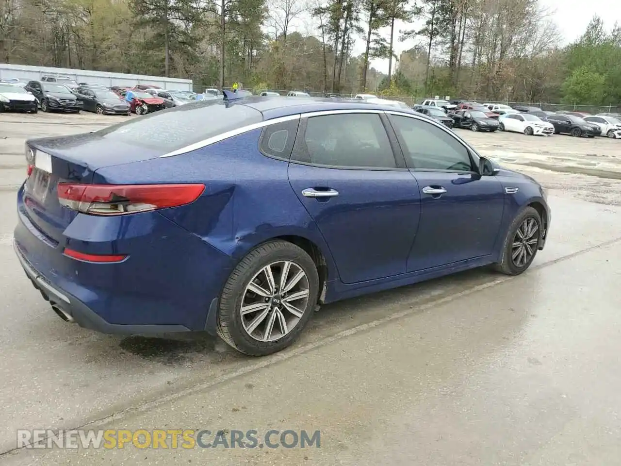 3 Photograph of a damaged car 5XXGT4L30KG368425 KIA OPTIMA 2019
