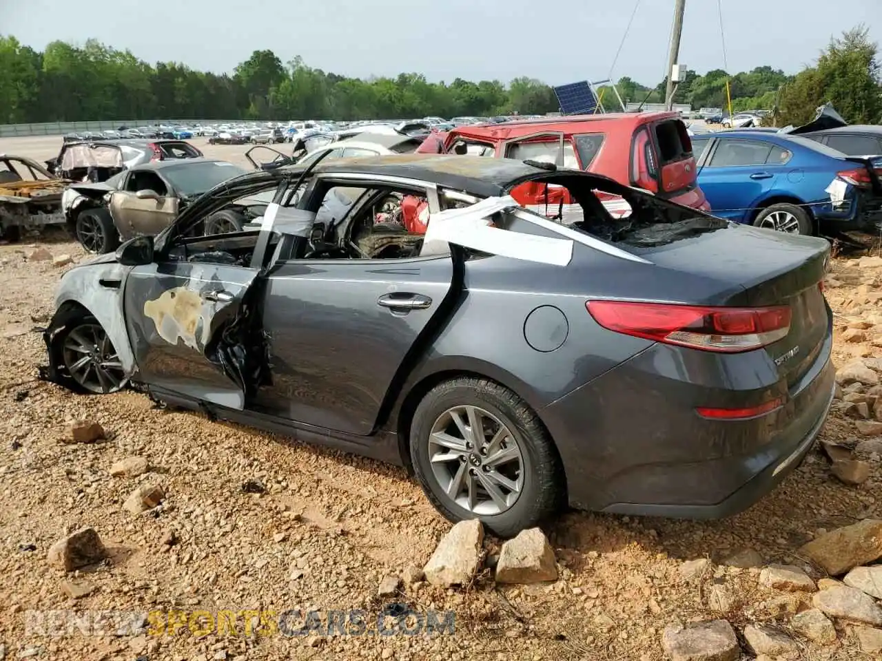2 Photograph of a damaged car 5XXGT4L31KG319153 KIA OPTIMA 2019