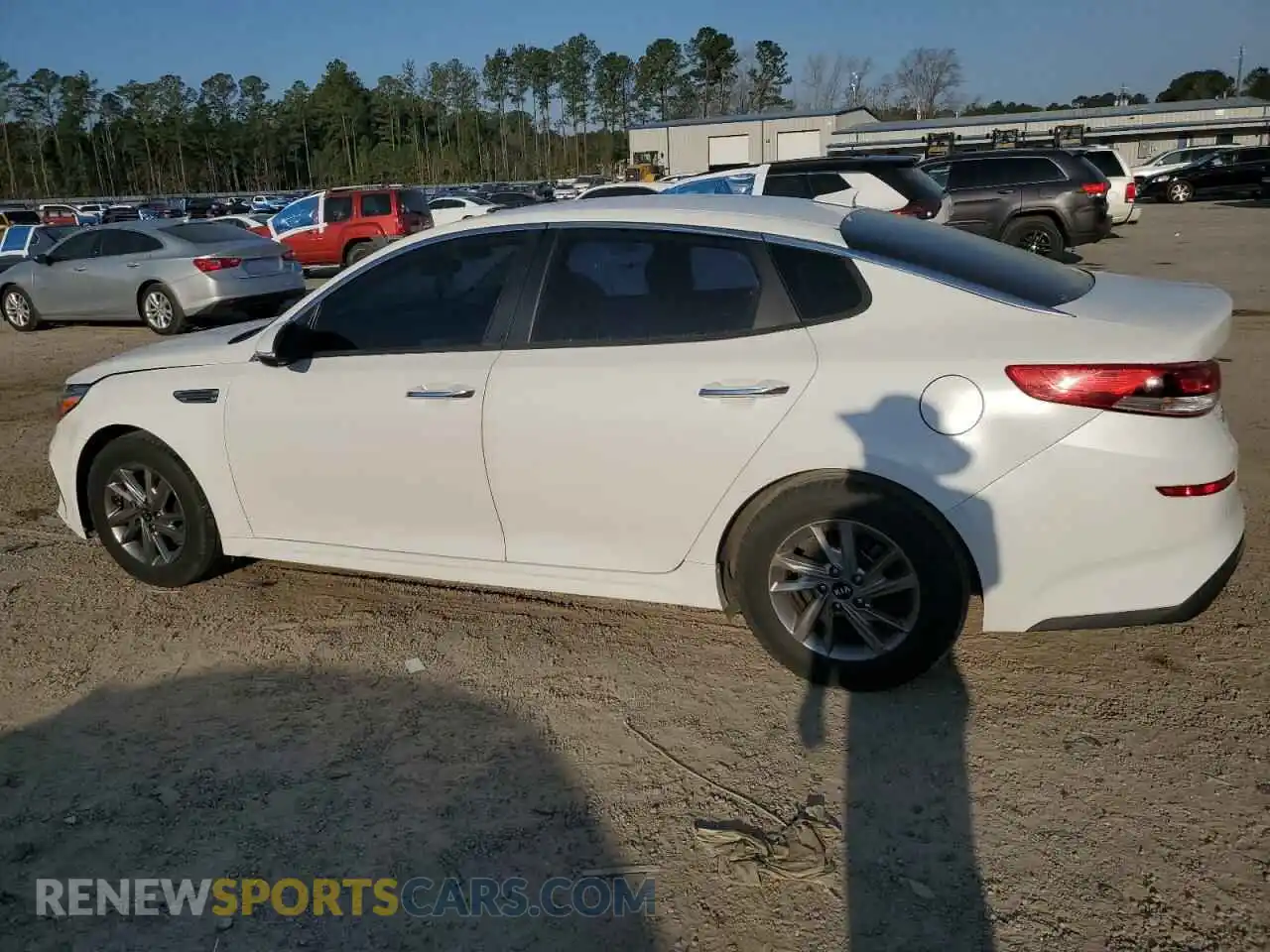 2 Photograph of a damaged car 5XXGT4L31KG330525 KIA OPTIMA 2019