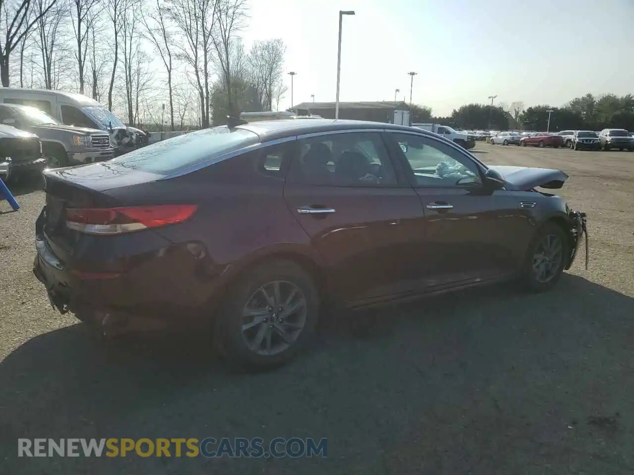 3 Photograph of a damaged car 5XXGT4L31KG332341 KIA OPTIMA 2019
