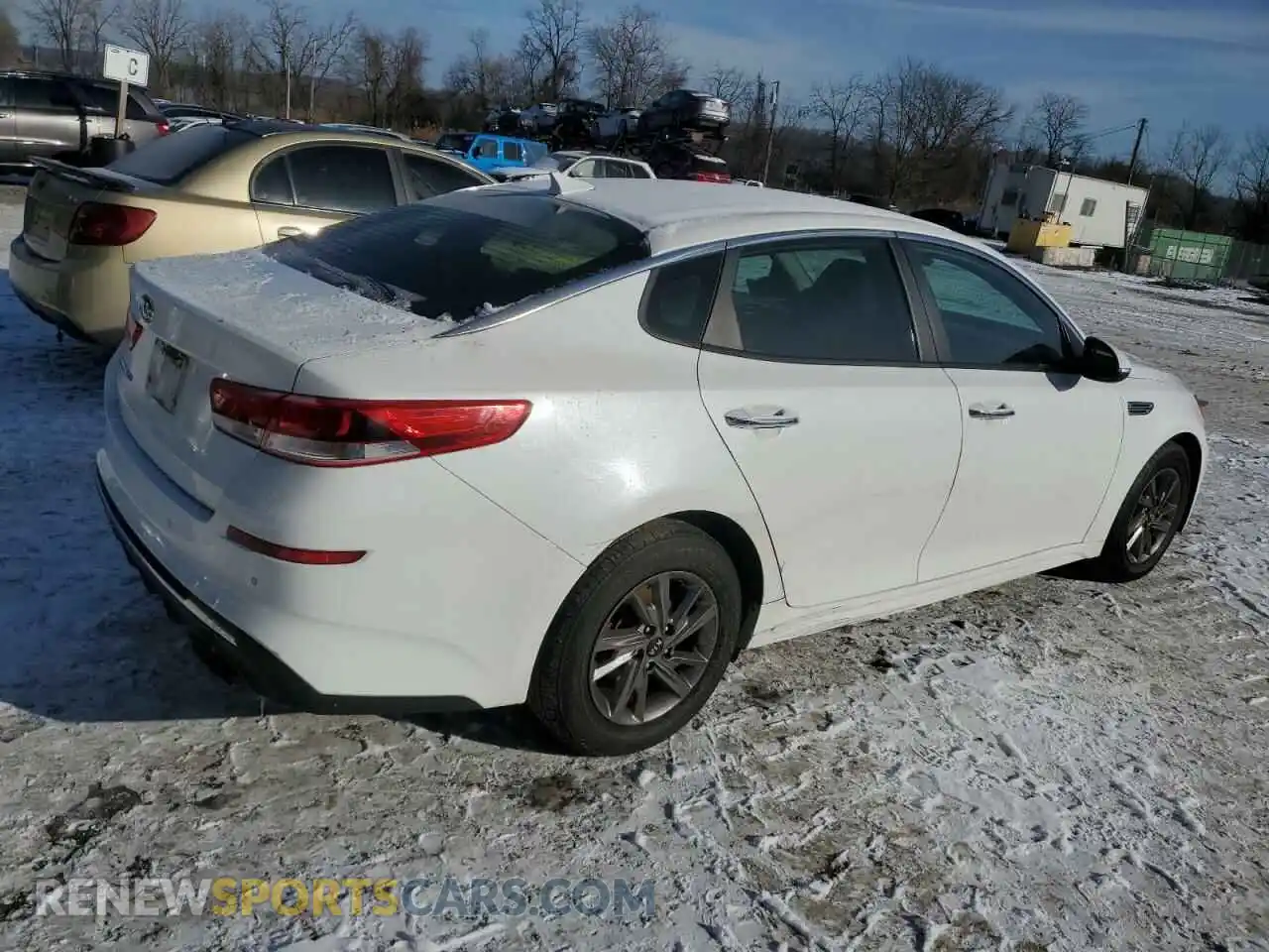 3 Photograph of a damaged car 5XXGT4L31KG345106 KIA OPTIMA 2019