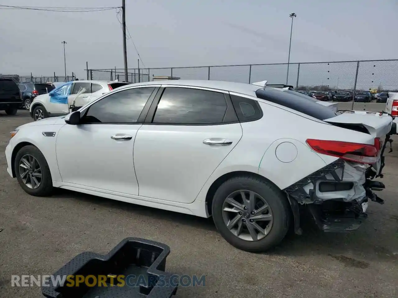 2 Photograph of a damaged car 5XXGT4L31KG375139 KIA OPTIMA 2019