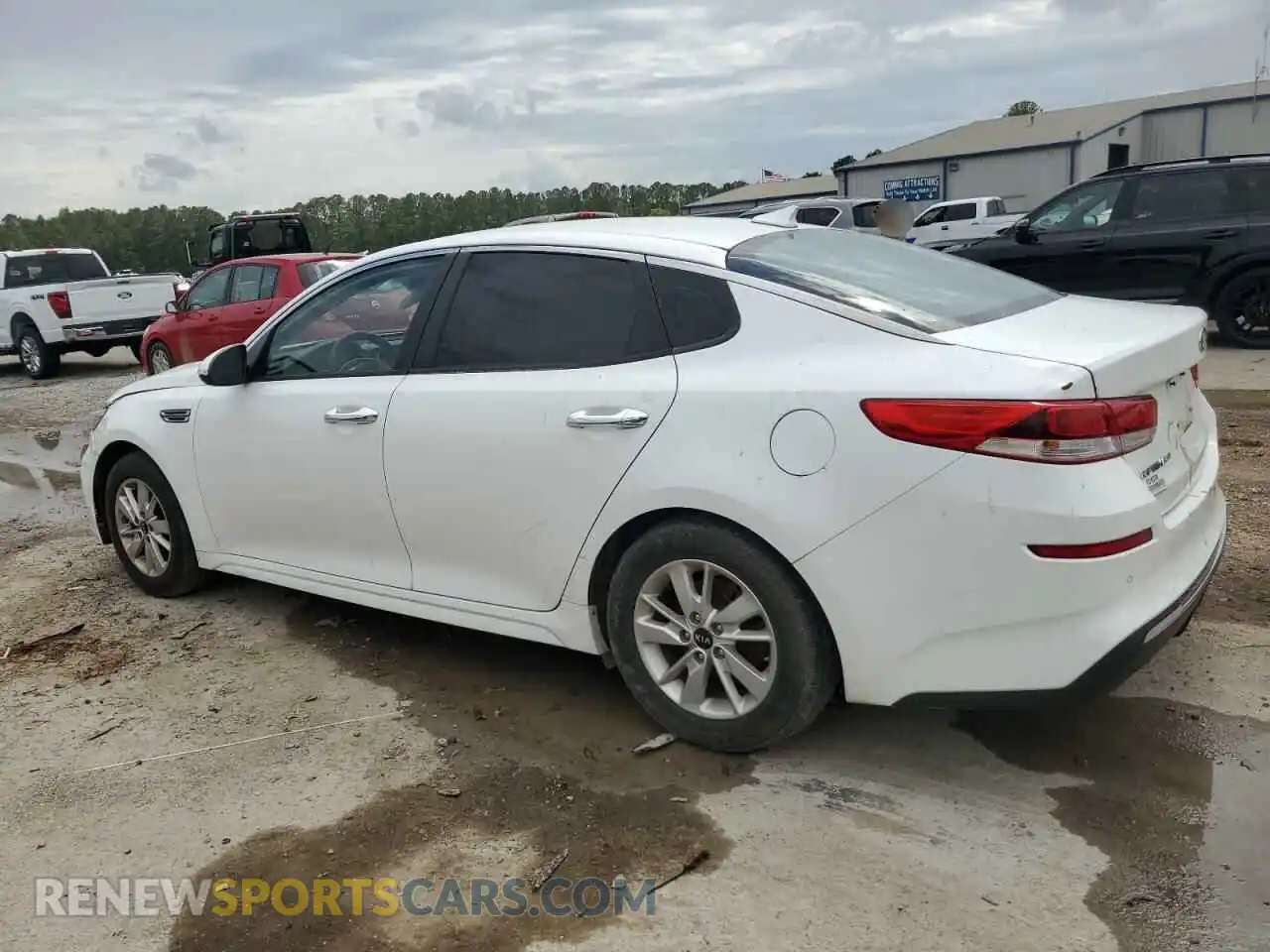 2 Photograph of a damaged car 5XXGT4L32KG282629 KIA OPTIMA 2019