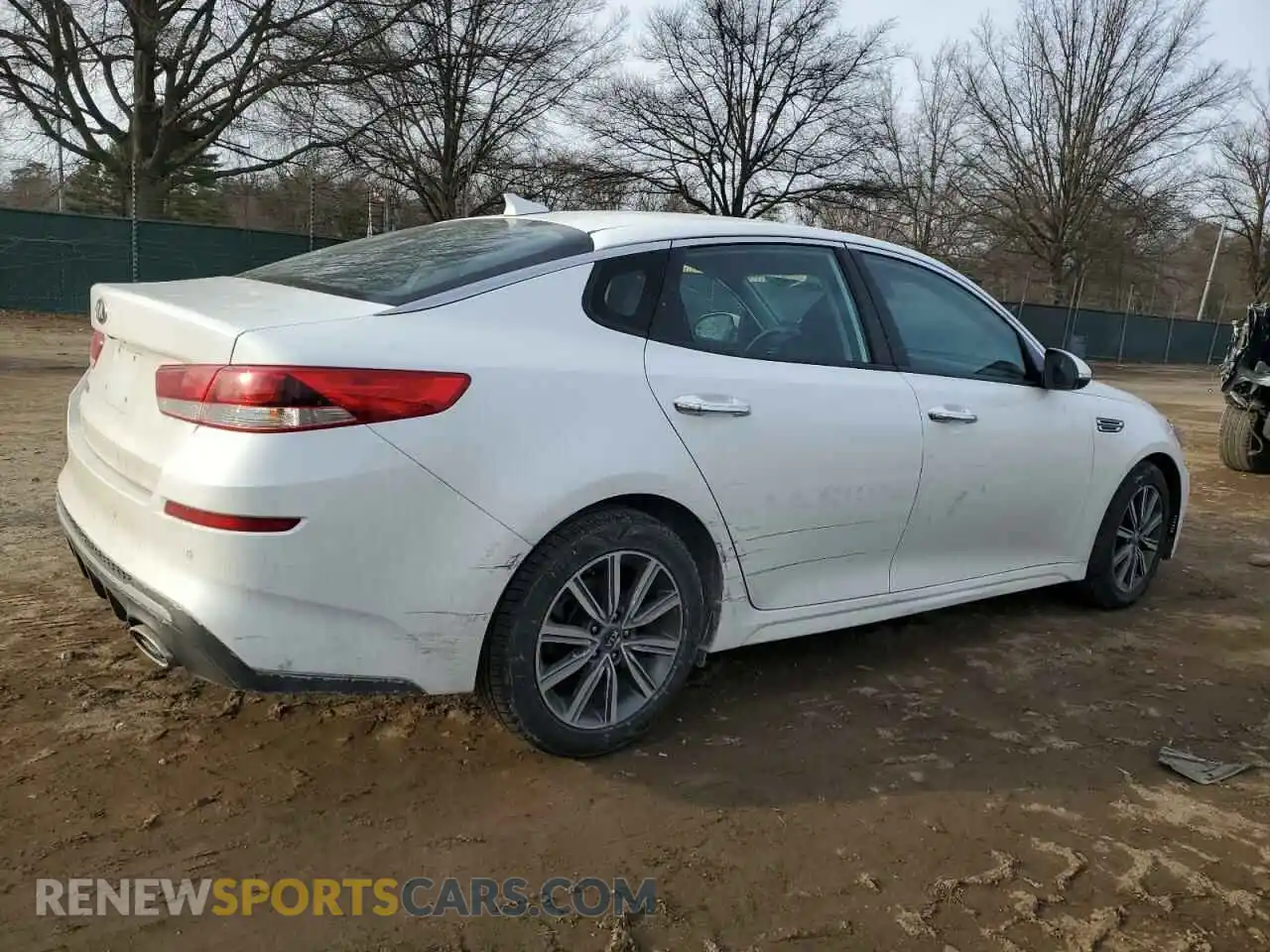 3 Photograph of a damaged car 5XXGT4L33KG350503 KIA OPTIMA 2019