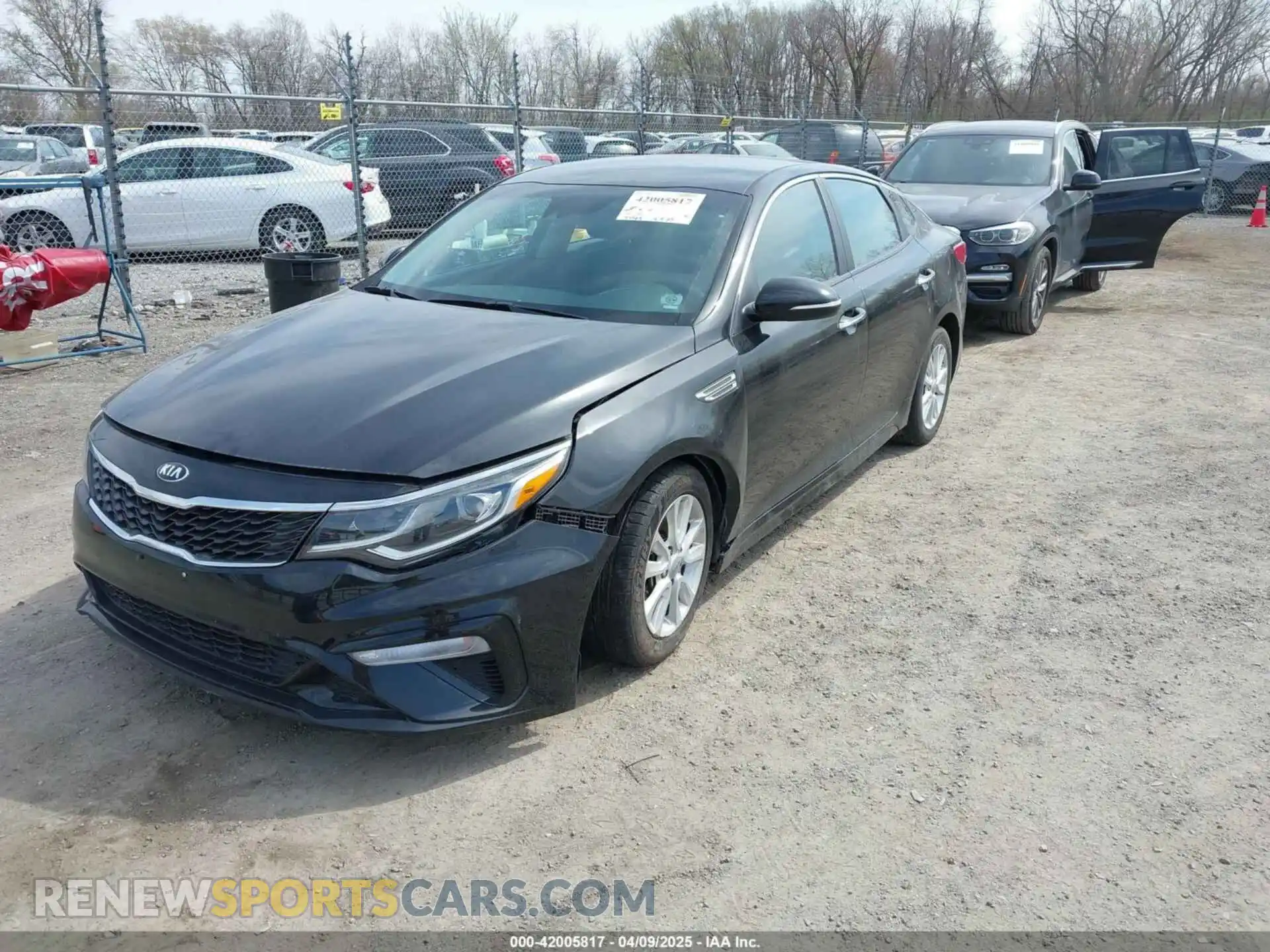 2 Photograph of a damaged car 5XXGT4L33KG373375 KIA OPTIMA 2019